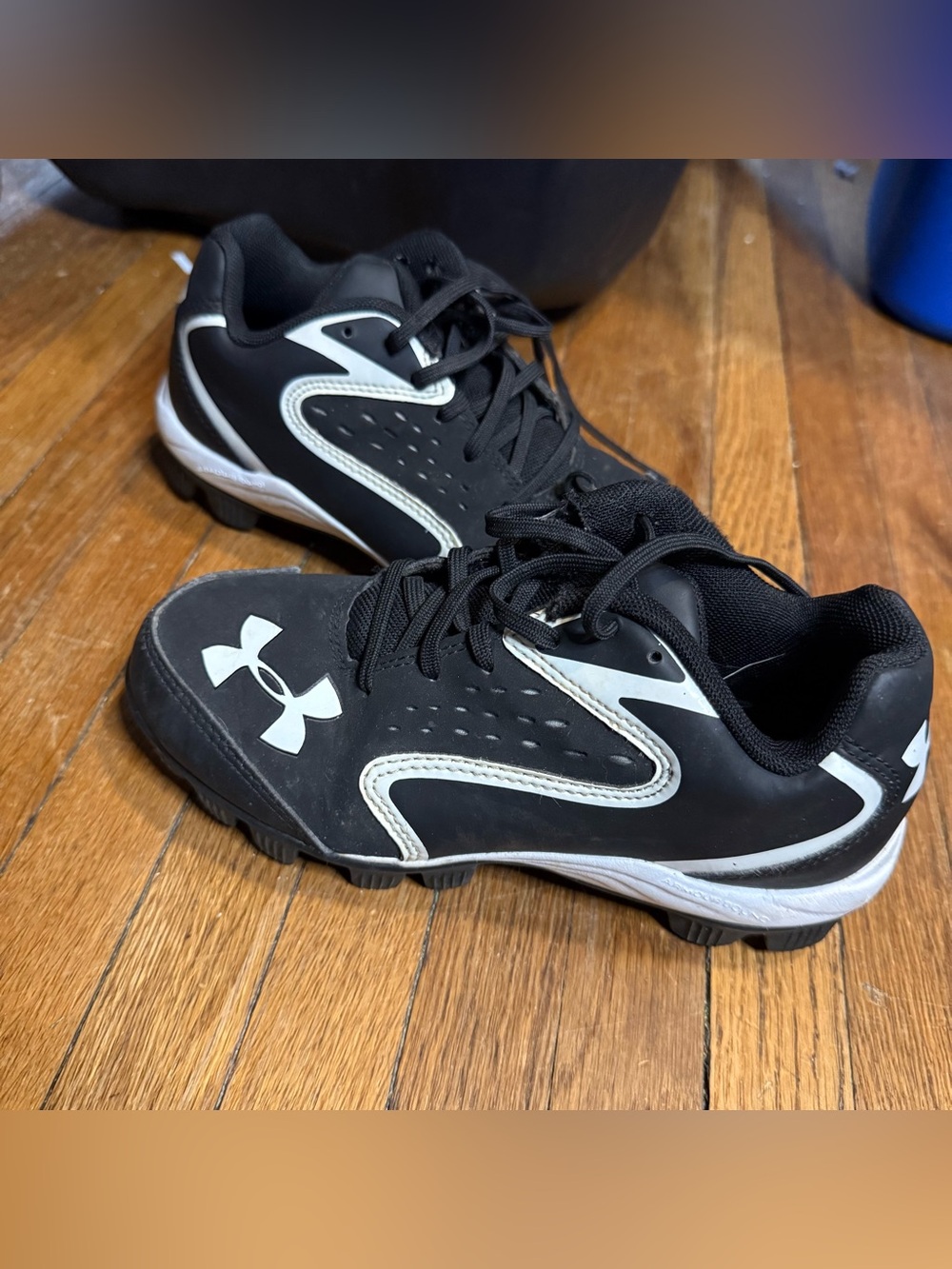 Under Armour Youth Boys’ Black and White Baseball Cleats - Size 1